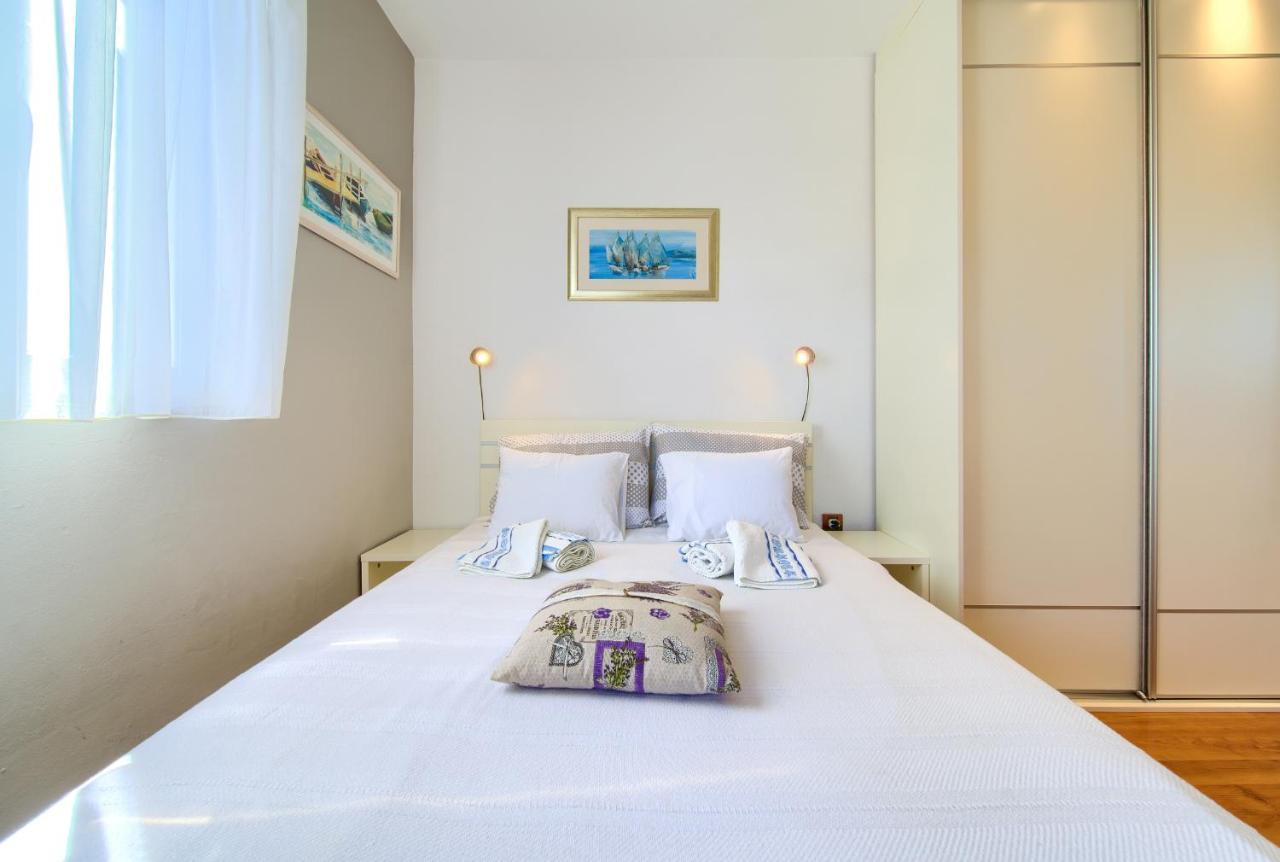 Studio Apartment Vesna Krk Town Kültér fotó